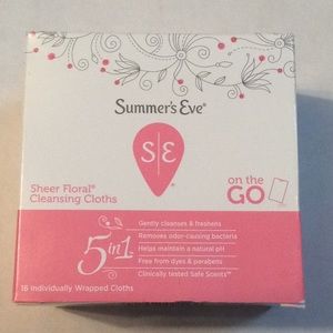 🐶 $4 🐶 Summers Eve Cleansing Cloths